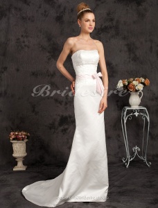 Corte Sirena/Trumpet Satén Sweep/ Brush Train Strapless Vestido de Novia with Ribbon